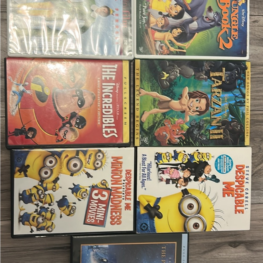 Assorted Animated Kids DVD Lot - The Incredibles, Tarzan, Despicable Me (Yellow)